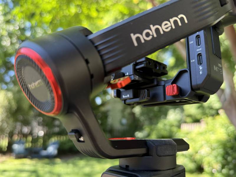 Hohem iSteady MT3 Pro Kit Review: Impressive AI Camera Stabilizer with Detachable Live Feed Remote 13 Hohem iSteady MT3 Pro Kit
