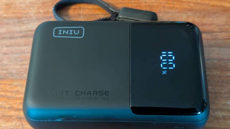 INIU P63 Cougar Power Bank