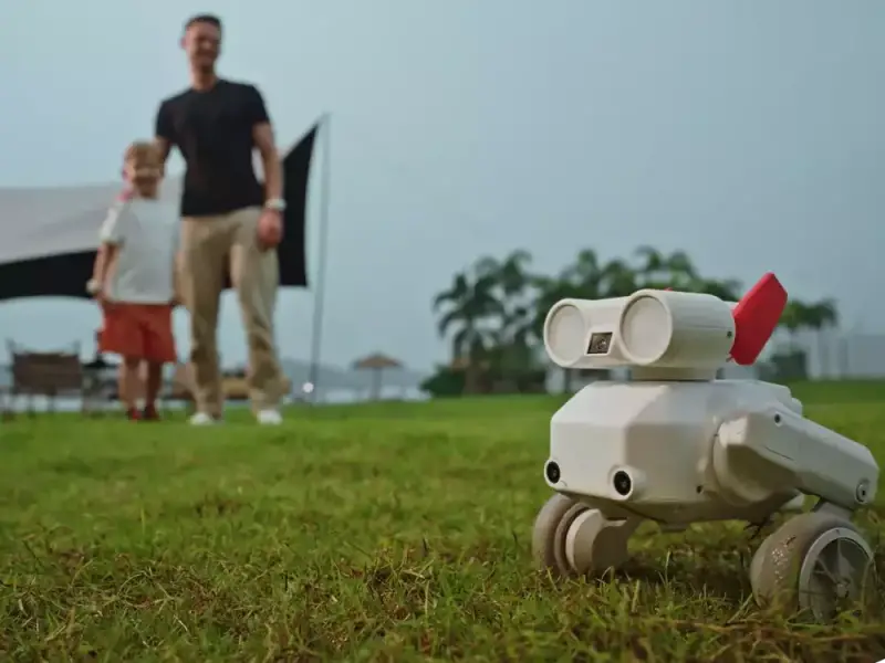 Mondo Robotics Introduces Beni, a 4K Camera Robot That Follows, Films, Jumps, and Tries Not to Become Drawer Clutter 9 Mondo Robotics Beni