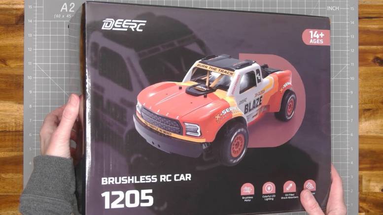 DEERC 1205 BRUSHLESS RC Car Review: Easy and Fun, Even for Newbies