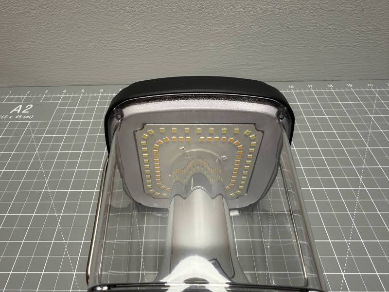 Duracell 5000 Lumens Tri-Powered Lantern Review: Brighter, Smarter, but Missing One Handy Feature 4 Duracell 5000 Lumens Tri-Powered Lantern