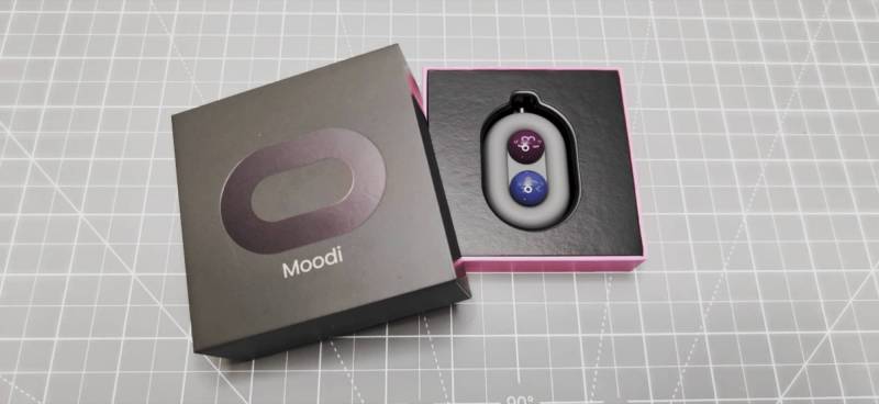 DuRoBo Moodi Bluetooth Page Turner Review: Cute Remote, Useful Android Accessory, Limited Elsewhere 1 Durobo Moodi Bluetooth Page Turner