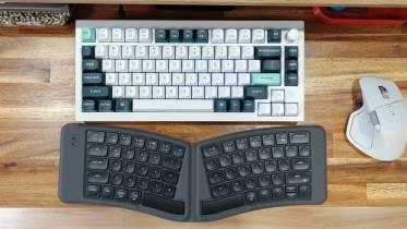 Keychron B11 Pro Folding Travel Keyboard Review: A Travel Keyboard That is Actually Great to Type On!