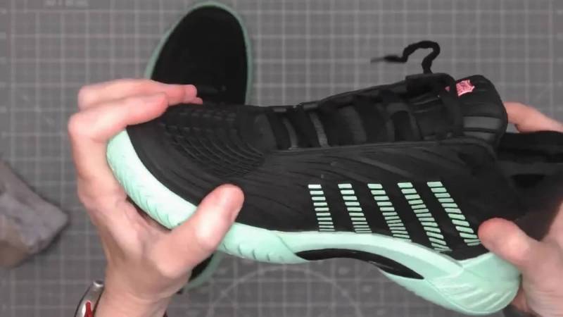 K-Swiss Hypercourt Supreme 2 Tennis Shoe Review: Great-Looking Court Shoes That Prefer Errands Over Treadmill Miles 5 K-Swiss Hypercourt Supreme 2