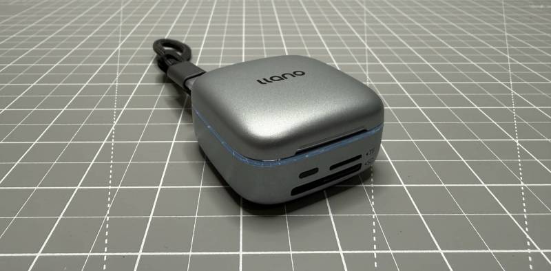 Llano F-17 Card Reader Review: A Pocket-size Card Reader and Storage Case for Travel 3 Llano F-17 Card Reader