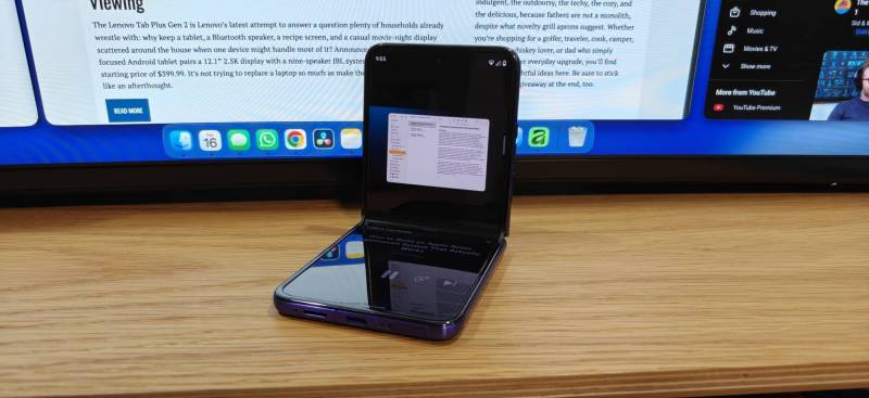 Motorola Razr Ultra 2026 Review: Flipping Over This Flip Phone, Until the Camera Zooms In 23 Motorola razr ultra 2026
