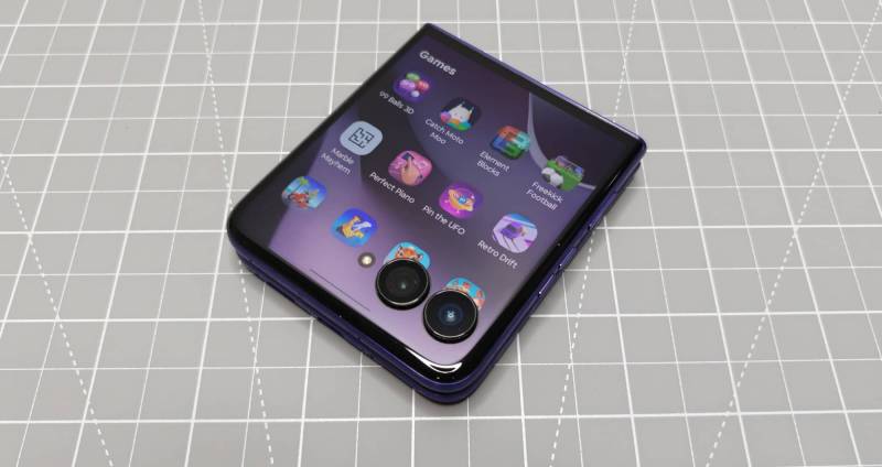 Motorola Razr Ultra 2026 Review: Flipping Over This Flip Phone, Until the Camera Zooms In 16 Motorola razr ultra 2026