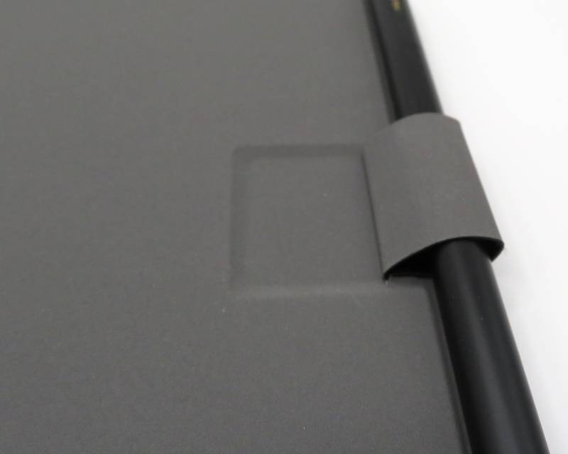 Huion Note E Review: The Little Tablet That Could(ish) 5 Huion Note E tablet case's pen loop
