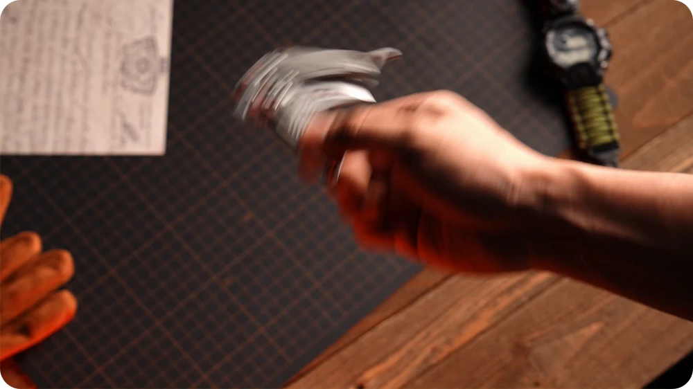 The KESTREL Flip Tool Brings Fidget-Friendly Precision to Everyday Carry 6 KESTREL Flip Tool