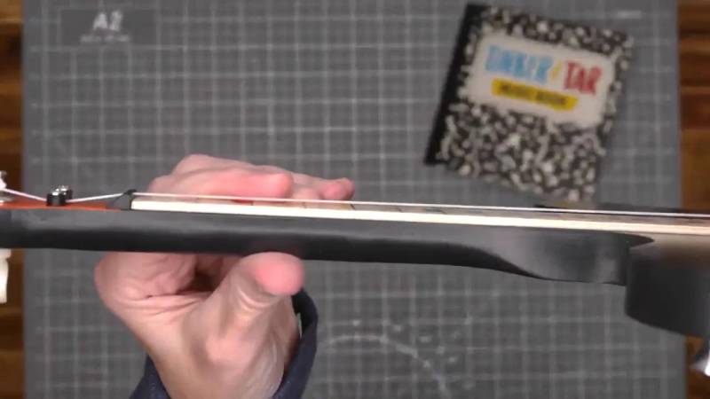 Tinker Tar One-String Guitar Review: Made for Kids, but Fun for Adults Too! 10 Tinker Tar one-string guitar