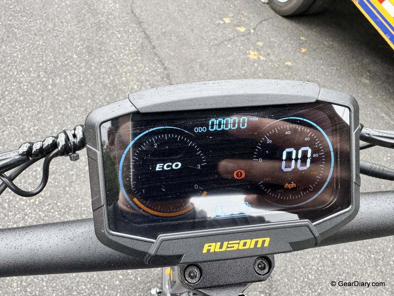 Ausom DT2 Pro Electric Scooter Review: Dual-Motor Power, Massive Battery, and a Trigger Throttle I Don't Want to Give Up 6 Ausom DT2 Pro Electric Scooter