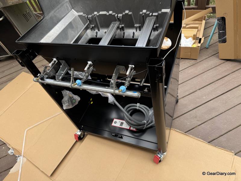 Weber Genesis EX-325W Smart Gas Grill Review: Modern Smarts, Excellent Searing, and a Few Cost-Cutting Surprises 9 Weber Genesis EX-325W Smart Gas Grill