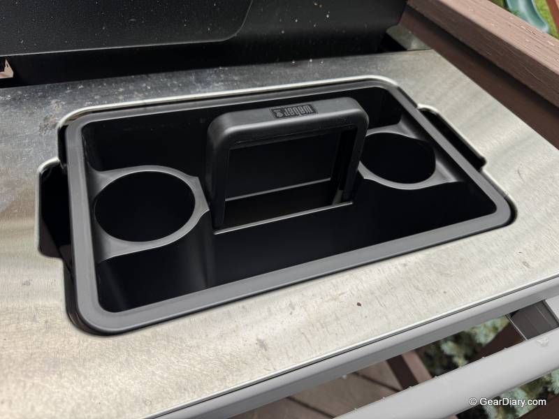 Weber Genesis EX-325W Smart Gas Grill Review: Modern Smarts, Excellent Searing, and a Few Cost-Cutting Surprises 18 Weber Genesis EX-325W Smart Gas Grill