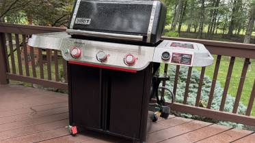 Weber Genesis EX-325W Smart Gas Grill Review: Modern Smarts, Excellent Searing, and a Few Cost-Cutting Surprises