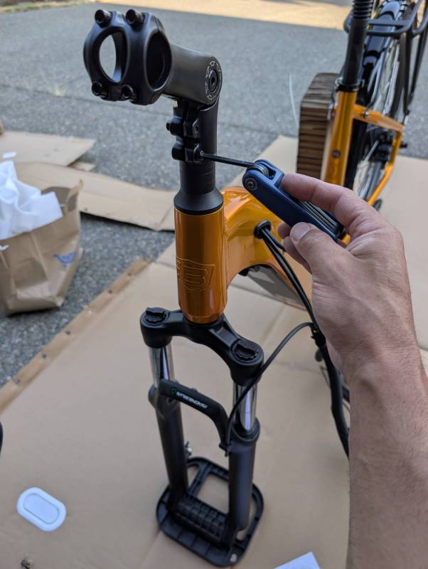 Batch eCB.3 E-Bike Review: An E-Bike Done Right 5 Batch eCB.3 E-Bike fork assembly