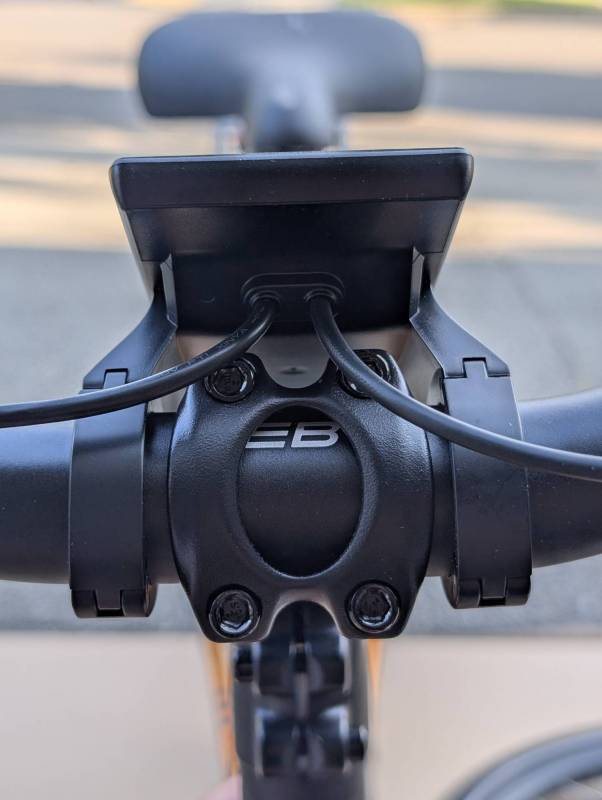 Batch eCB.3 E-Bike Review: An E-Bike Done Right 6 Batch eCB.3 E-Bike handle bar assembly