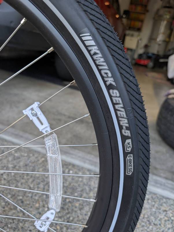Batch eCB.3 E-Bike Review: An E-Bike Done Right 23 Batch eCB.3 E-Bike tire