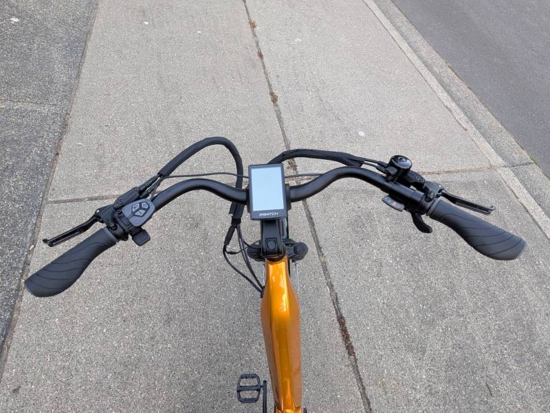 Batch eCB.3 E-Bike Review: An E-Bike Done Right 32 Batch eCB.3 E-Bike cockpit