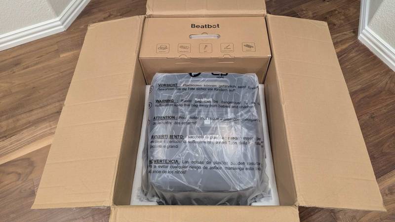 Beatbot AquaSense 2 Ultra AI Robotic Pool Cleaner Review: It Cleans Your Pool Even at Night 3 Beatbot AquaSense 2 Ultra AI Robotic Pool Cleaner Box Contents