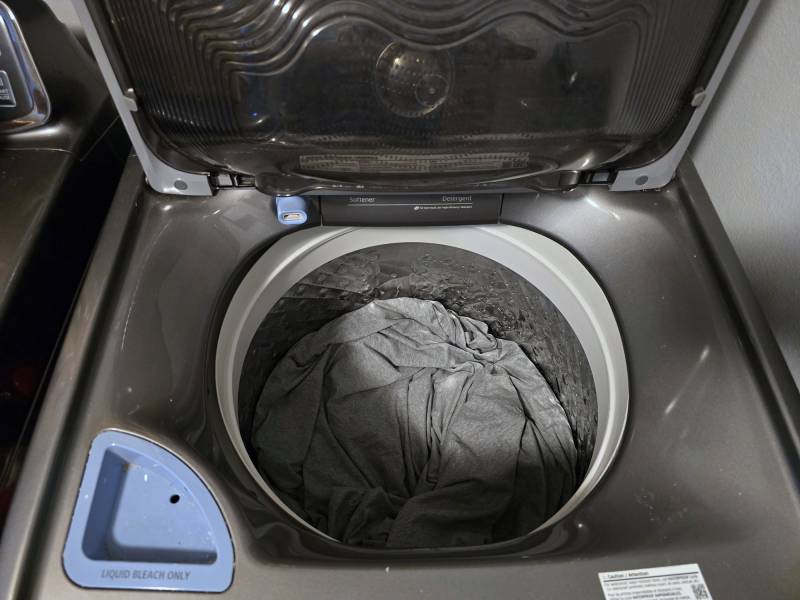 Elegear Cooling Blanket and Pillowcases Review: A Cool Sleep on Hot Nights 11 Elegear Cooling Blanket and Pillowcases