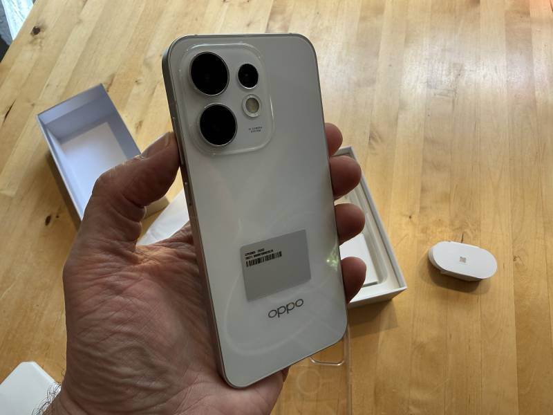 OPPO Reno16 Pro 5G Review: The Android Phone That Made Me Question My Loyalty to Apple 21 OPPO Reno16 Pro 5G