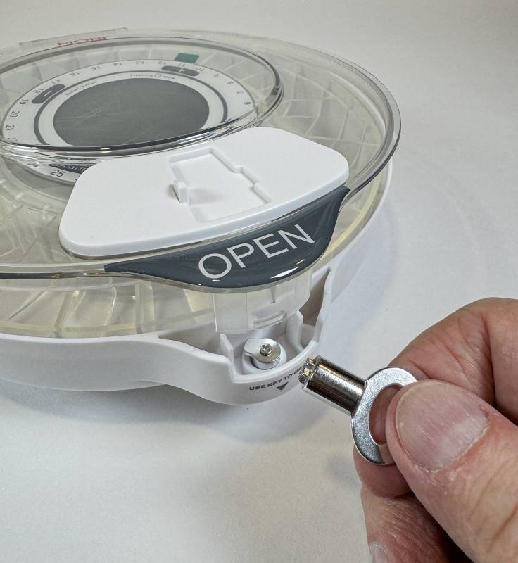 MOBI Smart WiFi Automatic Pill Dispenser