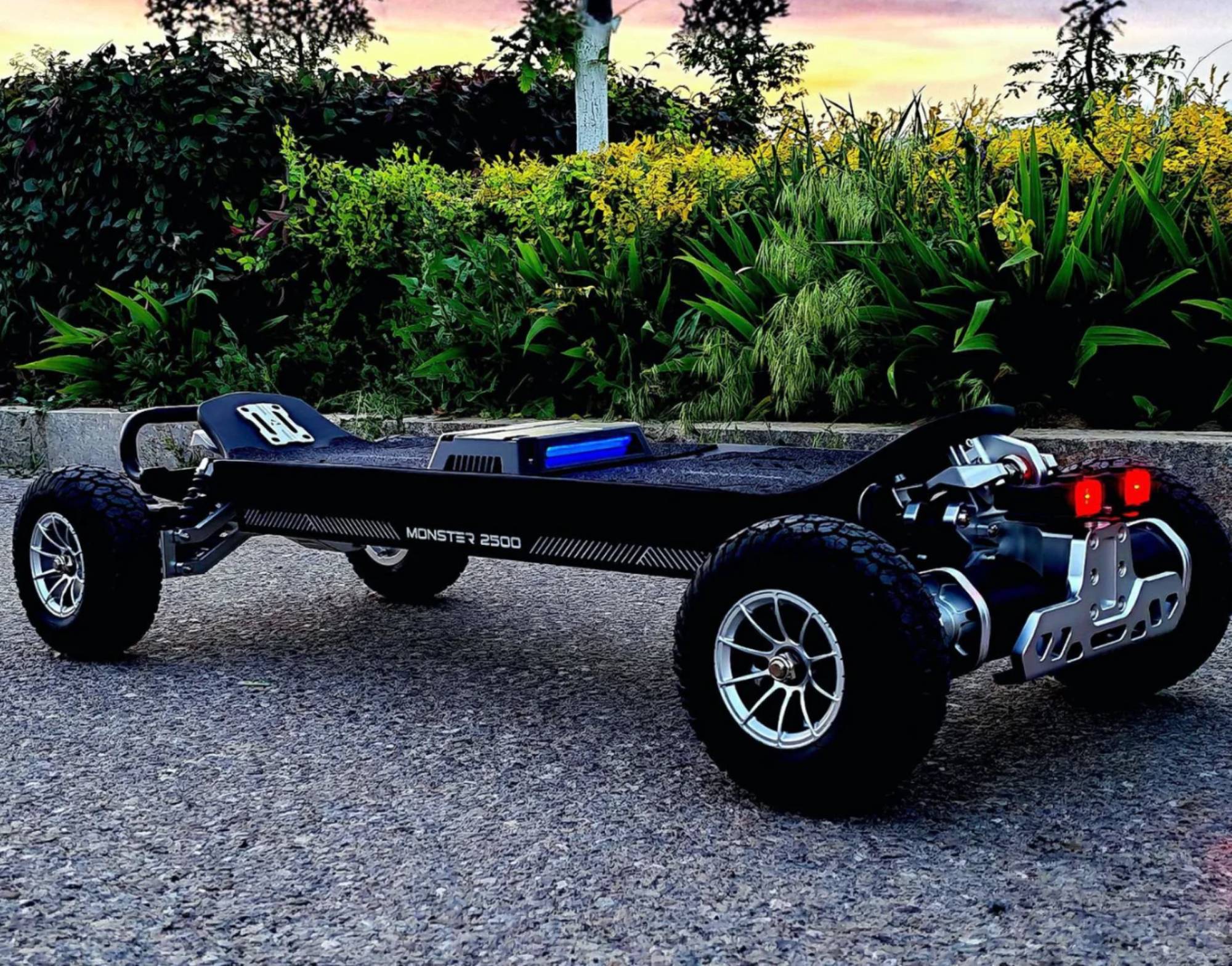 MEEPO Launches the MONSTER 2500 All-Terrain Skateboard with Nearly 100 Miles of Range!