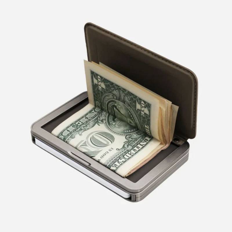 Gear Diary’s 2026 Back-to-School Gift Guide & Giveaway: Smart, Practical Picks for Every Stage of School and Beyond 137 PunCube Bifold Wallet