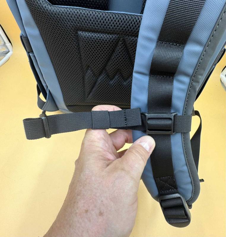 Stubble and Company Roll Top 20L Backpack Review: A Smooth Operator That Makes Roll-Tops Easy to Love 7 Stubble and Company Roll Top 20L Backpack