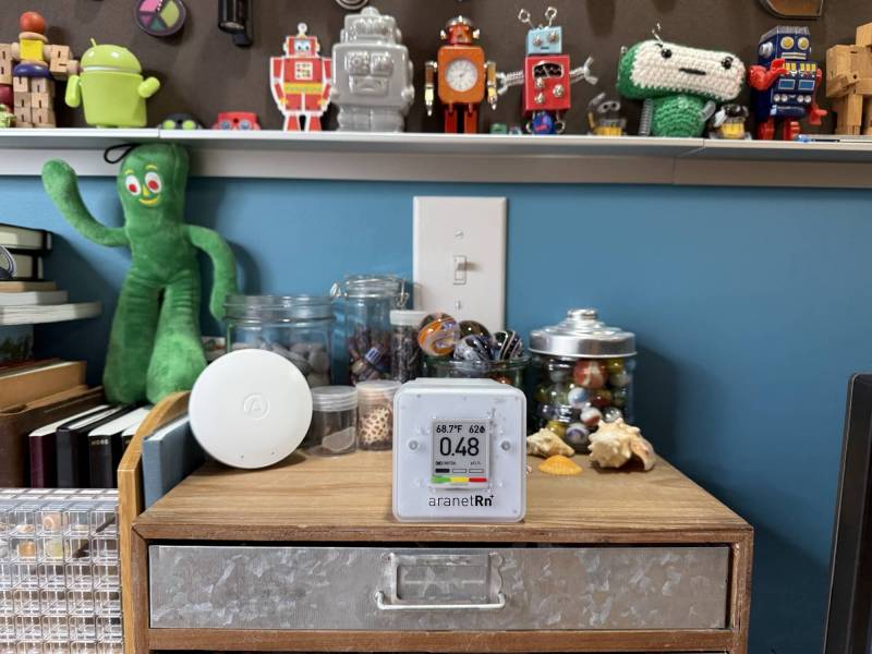 Aranet Radon Plus Digital Radon Detector Review: Find Out in 10 Minutes if You’re in Danger 1 Aranet Radon Plus Digital Radon Detector
