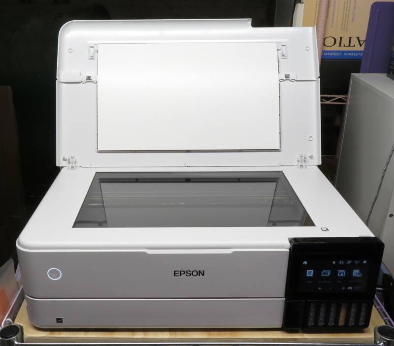 EPSON EcoTank Photo ET-8550 Review: Prosumer Printing at Prosumer Prices 10 EPSON EcoTank Photo ET-8550 scanner