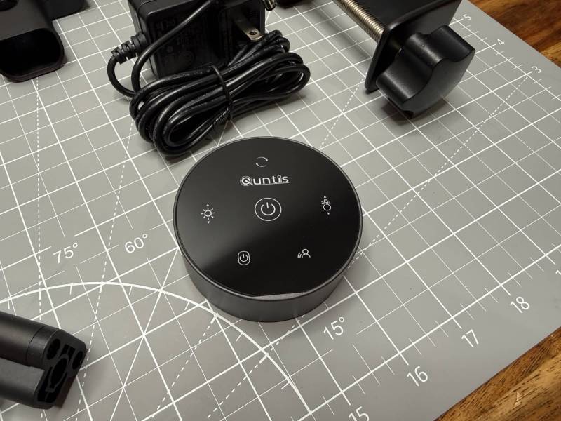 Quntis 3-Stage Foldable Desk Lamp Review: Big, Bright, and Built to Bend 6 Quntis 3-Stage Foldable Desk Lamp remote