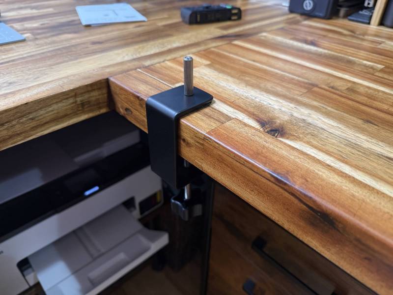 Quntis 3-Stage Foldable Desk Lamp Review: Big, Bright, and Built to Bend 3 Quntis 3-Stage Foldable Desk Lamp