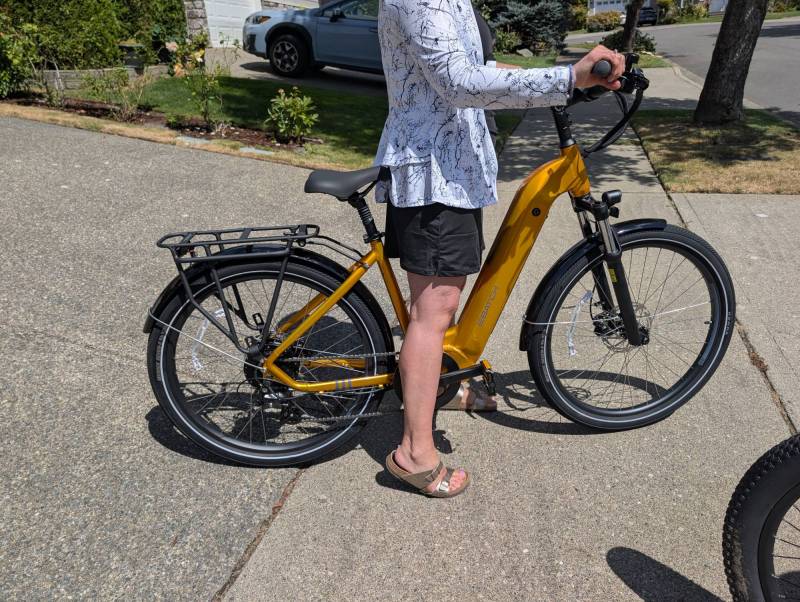 Batch eCB.3 E-Bike Review: An E-Bike Done Right 38 Standing with the Batch eCB.3 E-Bike
