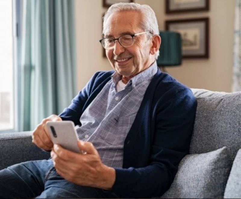 Everything You Need to Know About Medical Alert Systems in Canada 2 Everything You Need to Know About Medical Alert Systems in Canada