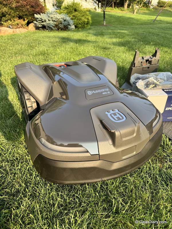 Husqvarna Automower 420 iQ Review: The Safe Bet in Robotic Mowing 4 Husqvarna Automower 420 iQ Review: The Safe Bet in Robotic Mowing