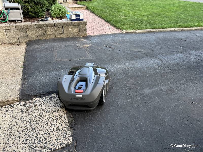 Husqvarna Automower 420 iQ Review: The Safe Bet in Robotic Mowing 30 Husqvarna Automower 420 iQ