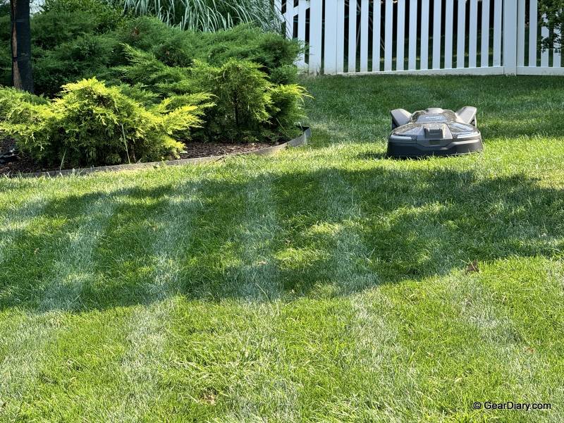 Husqvarna Automower 420 iQ Review: The Safe Bet in Robotic Mowing 31 Husqvarna Automower 420 iQ mowing yard