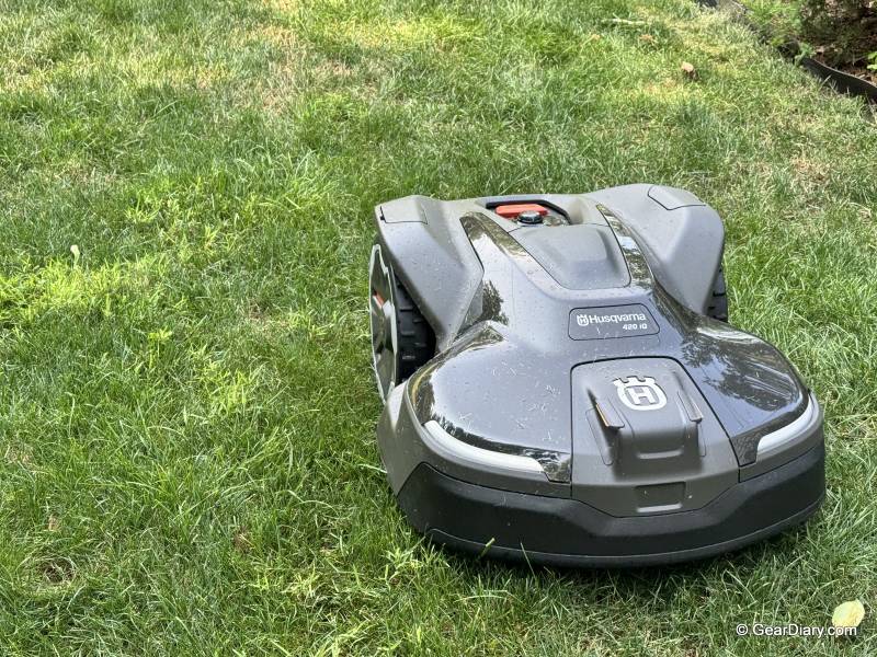 Husqvarna Automower 420 iQ Review: The Safe Bet in Robotic Mowing 32 Husqvarna Automower 420 iQ mowing