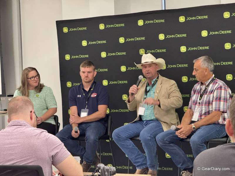 John Deere Introduces JD, an AI Assistant Built to End Farming's Data Paralysis Problem 8 John Deere Operations Center