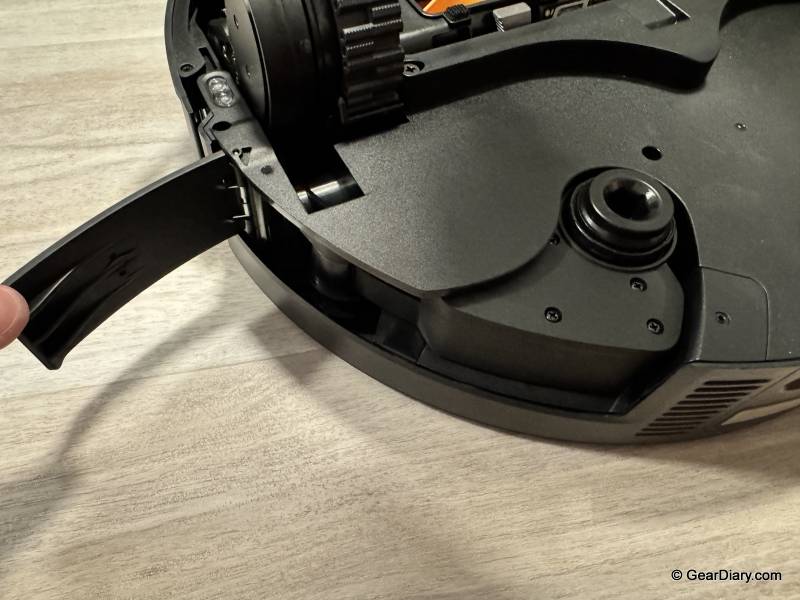 MOVA V70 Ultra Complete Review: This Robot Vacuum Climbs, Scrubs, and Cleans Like It Means It 10 MOVA V70 Ultra Complete