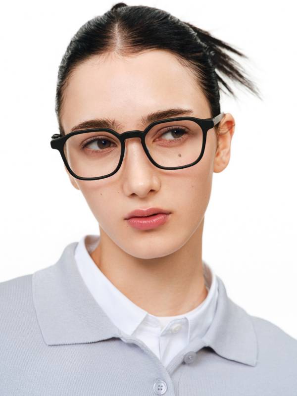 RayNeo Thinks 1 Pair of Smart Glasses Can’t Do It All, So It Built 3 3 RayNeo iO