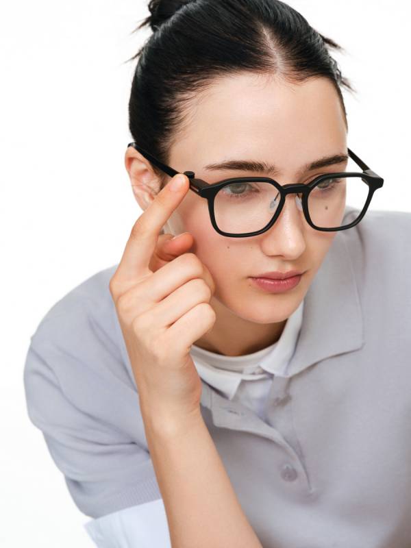 RayNeo Thinks 1 Pair of Smart Glasses Can’t Do It All, So It Built 3 1 RayNeo iO