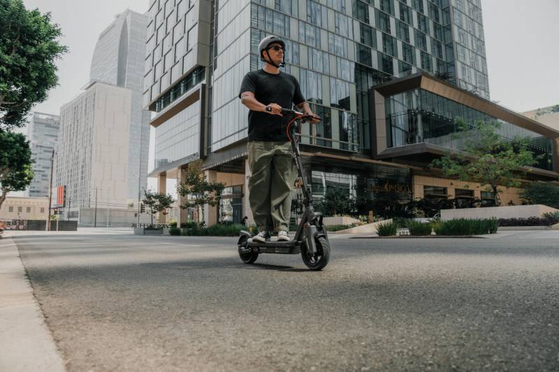 Segway MAX G3 Plus Adds More Range, Better Brakes, and a $350 Pre-Order Discount 2 Segway MAX G3 Plus