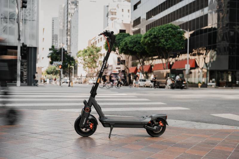 Segway MAX G3 Plus Adds More Range, Better Brakes, and a $350 Pre-Order Discount 3 Segway MAX G3 Plus