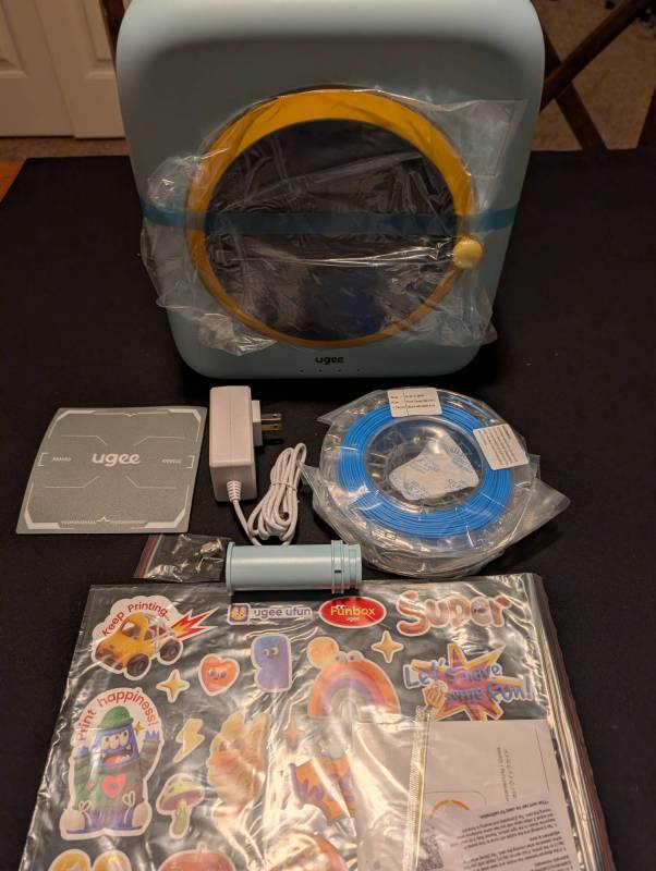 Ugee Funbox 3D Printer Review: This Is an Incredible Small 3D Printer Designed Specifically for Kids 3 Ugee Funbox 3D printer package inclusions