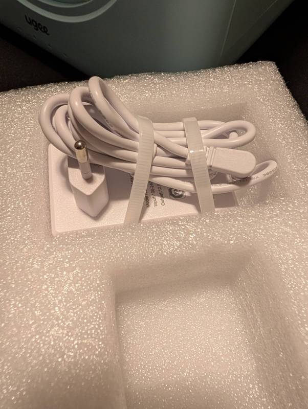 Ugee Funbox 3D Printer Review: This Is an Incredible Small 3D Printer Designed Specifically for Kids 9 Ugee Funbox 3D printer power cable