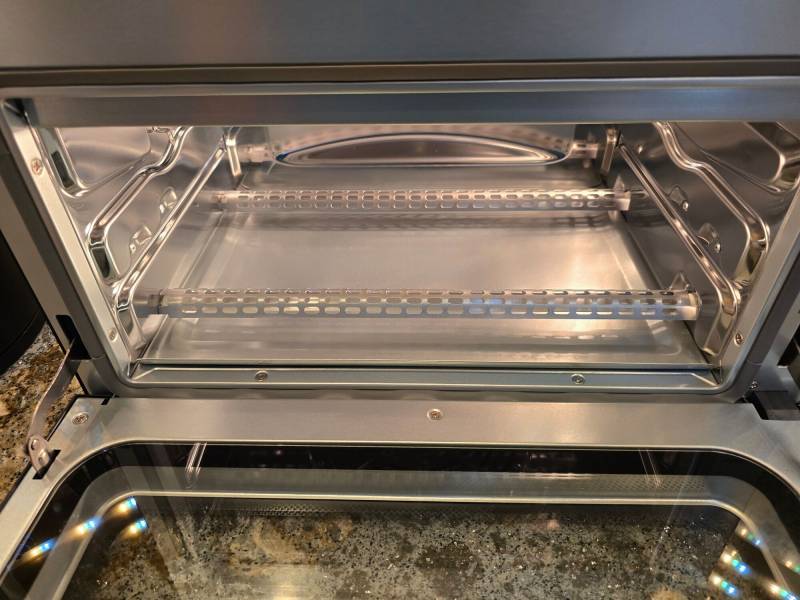 Cuisinart 10-in-1 Digital Toaster Oven Air Fryer Review: A Countertop Multitasker That Earns Its Keep 13 Cuisinart 10-in-1 Digital Toaster Oven Air Fryer Lower heating elements
