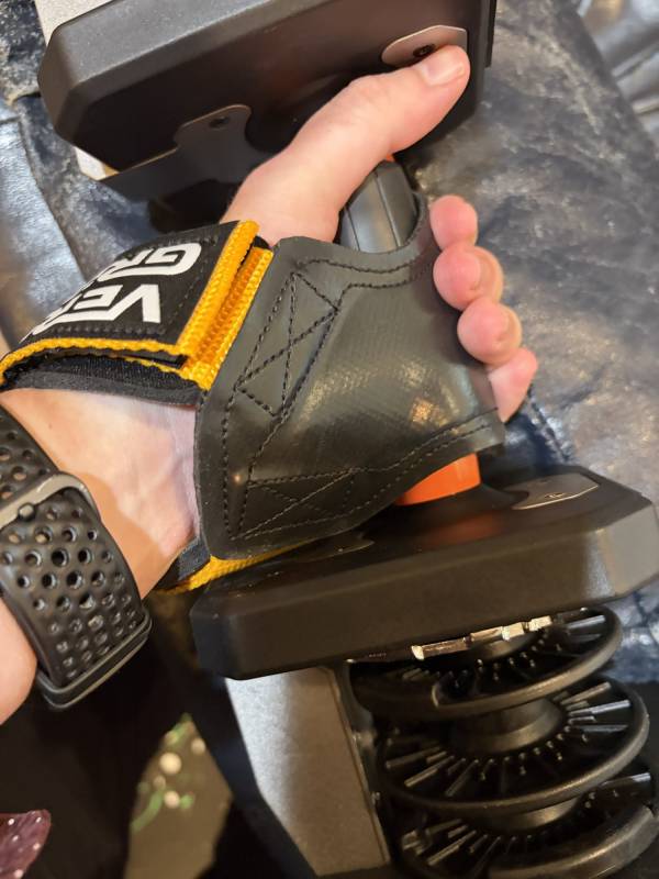 Versa Gripps Pro Review: Get a Better Grip and Push Your Lifts Further 4 Versa Gripps Pro