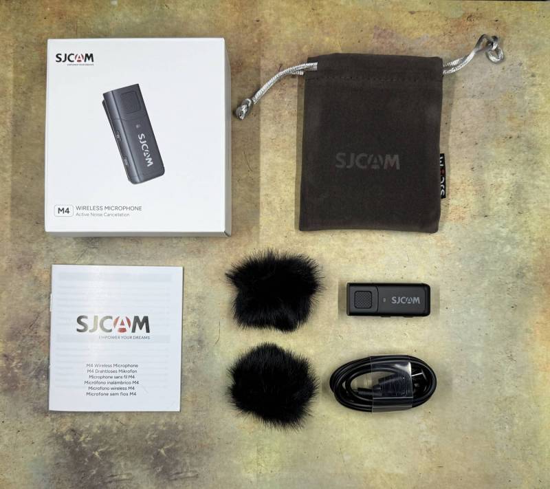 SJCAM SJ30 8K Dual-Lens Action Camera Review: Can It Compete with the Big Boys? 4 Optional wireless microphone for the SJCAM SJ30 action camera